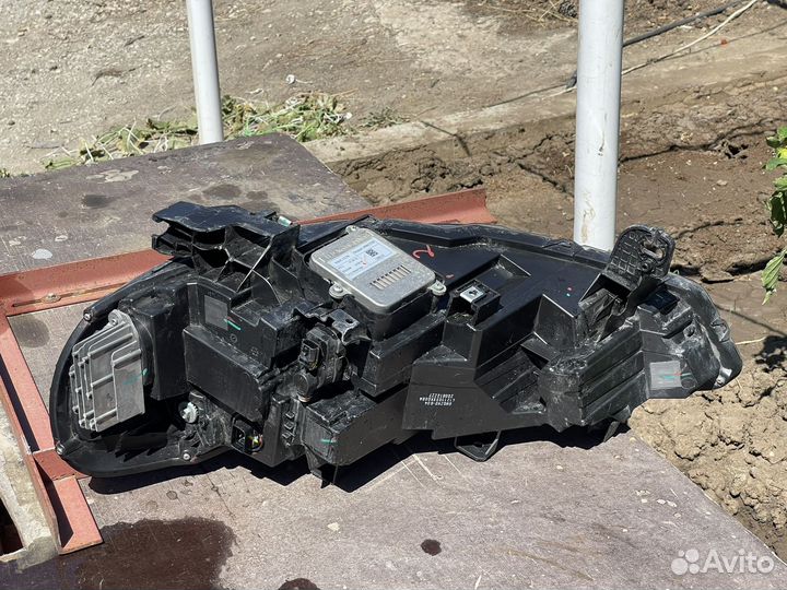 Фара правая Haval F7x 2020 сломаны 2 ушка