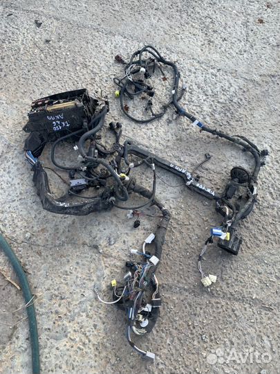Проводка капотное Тойота Корола 150 1.6 АКПП