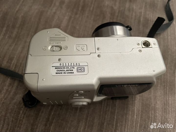 Компактный фотоаппарат minolta dimage s304