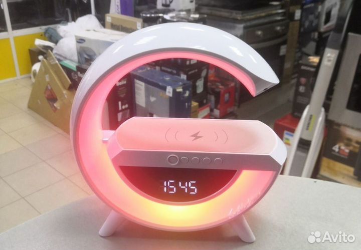 Колонка, светильник с беспроводной зарядкой