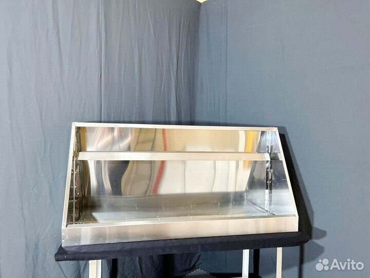 Зонт вытяжной пристенный