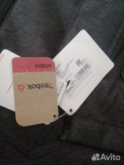 Куртка мужская Reebok