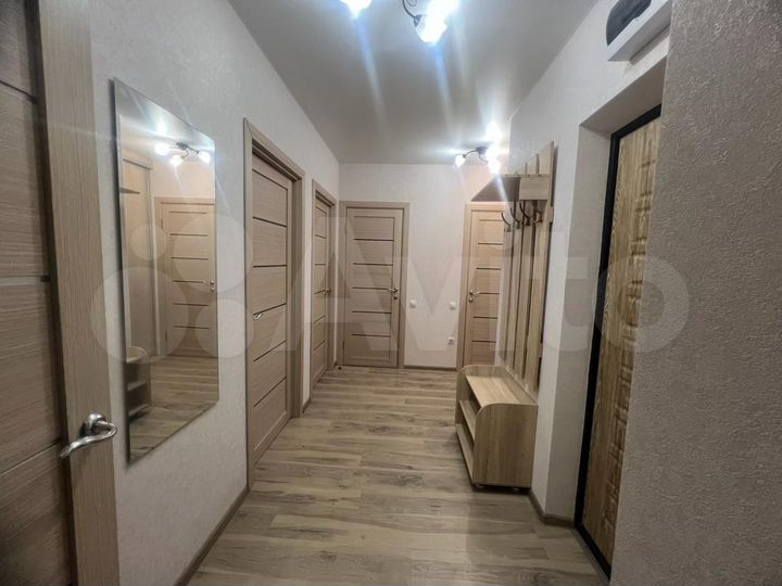 2-к. квартира, 56,5 м², 2/4 эт.