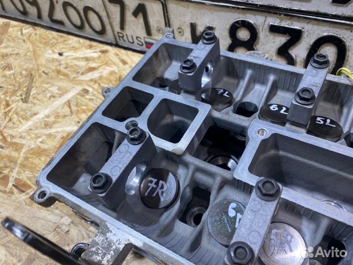 Головка блока цилиндров Ford Focus 2 седан 1.8