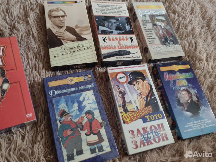 VHS кассеты / фильмы /лицензионные / 14 шт