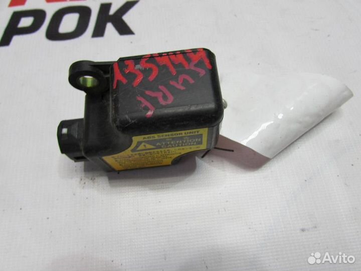 Блок управления ABS для Toyota Hilux Surf 3 1995