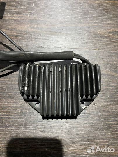 Реле регулятор для Harley-Davidson V-Rod 02-06
