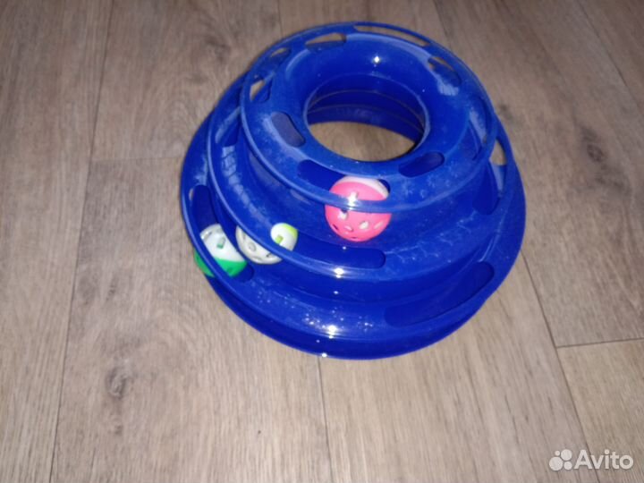 Когтеточка, домик для кошки и игрушка бу