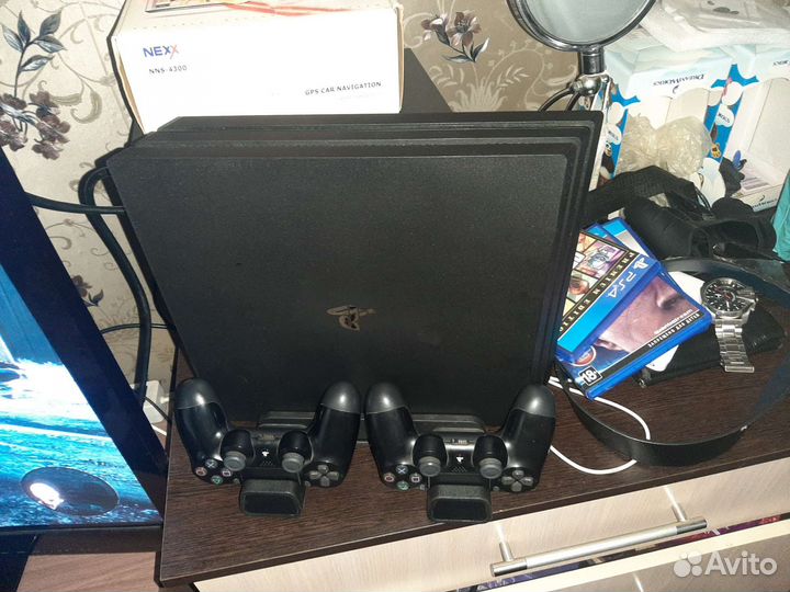 Приставка ps4 про