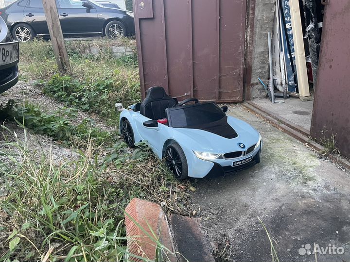 Детский электромобиль BMW i8