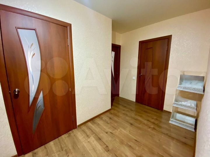 2-к. квартира, 67 м², 8/17 эт.