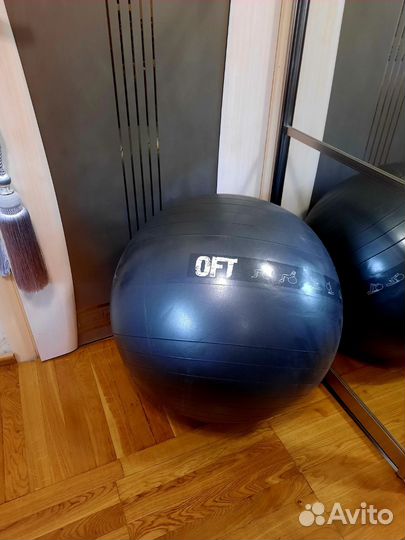 Гимнастический мяч фитбол