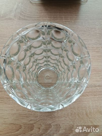 Хрустальная ваза