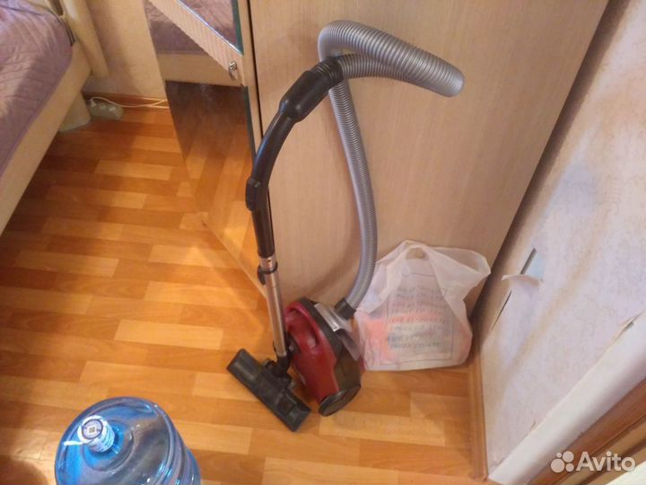 Пылесос рабочий Tefal tw2619ea