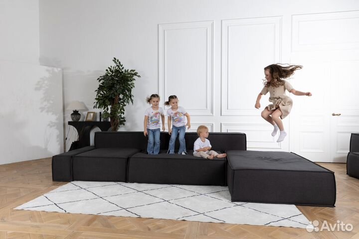 Диван со спальным местом 4400х1800 мм