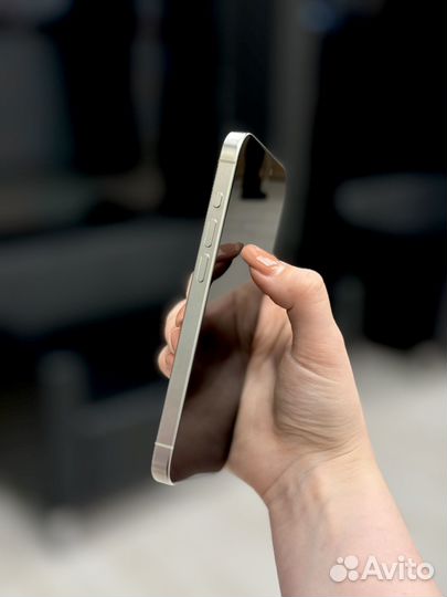 iPhone 15 Pro, 128 ГБ