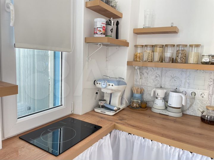 1-к. квартира, 50 м², 1/2 эт.