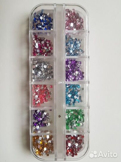 Стразы для дизайна ногтей