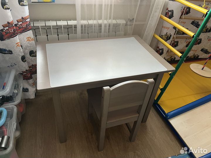 Детский стол и стул IKEA
