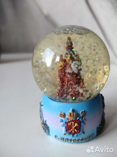 Сувенир из Санкт-Петербурга