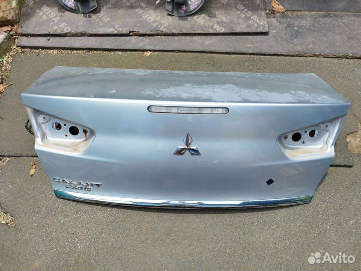 Крышка багажника Mitsubishi lancer 10