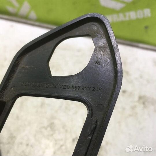 Накладка ручки внутренней Фольксваген Пассат Б3