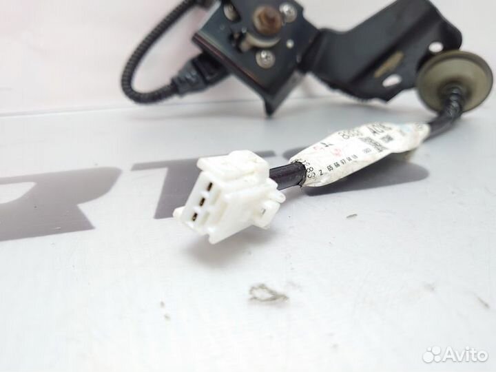 Датчик положения кузова Mitsubishi Lancer 10