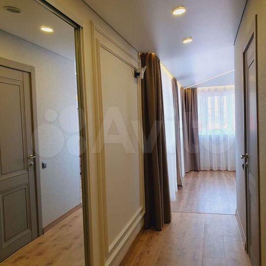 2-к. квартира, 55 м², 6/6 эт.