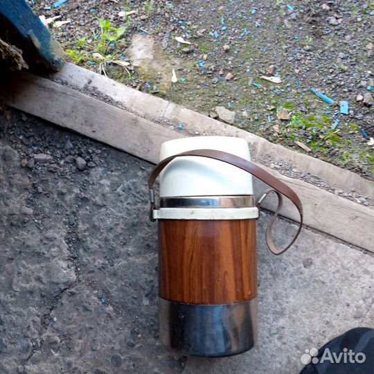 Канистры металлическиеи. 1л