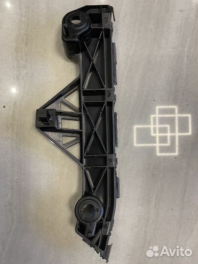 Крепление переднего бампера правое Mazda 3 bl