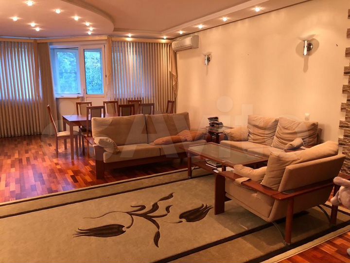 4-к. апартаменты, 138 м², 3/5 эт.