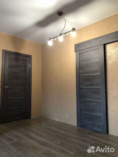 Межкомнатные двери купе