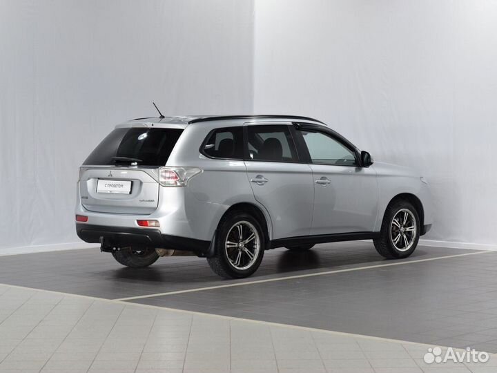 Mitsubishi Outlander 2.4 CVT, 2014, 223 406 км