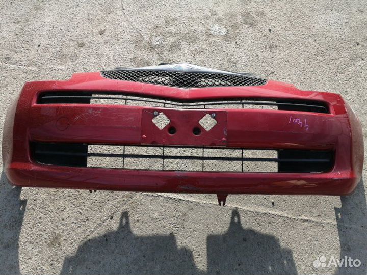 Бампер передний Toyota Ractis NCP100