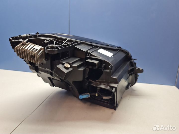 Фара левая Mercedes C-klasse W205 2014