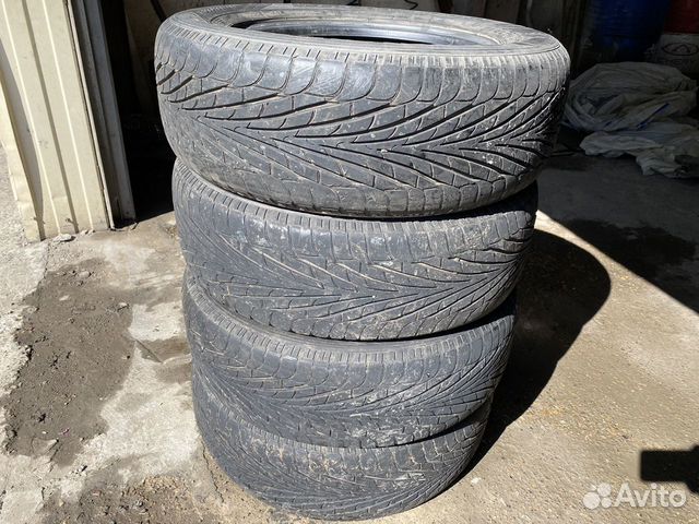 Goodyear Wrangler F1 235/65 R17