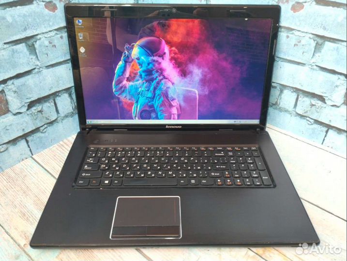 Большой Lenovo G780 на i5/ GT 635M/ RAM 8/ SSD