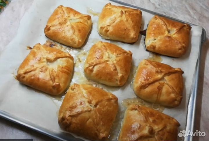 Самса, пироги, курник