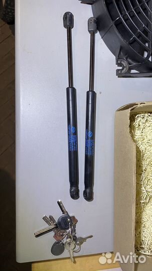 Газовые упоры