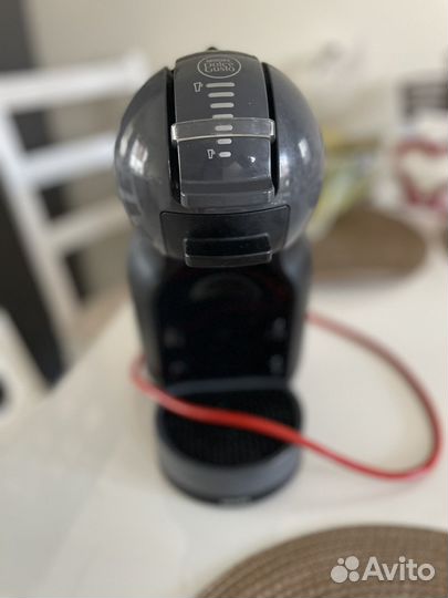 Капсульная кофемашина Nescafe Dolce gusto Crups