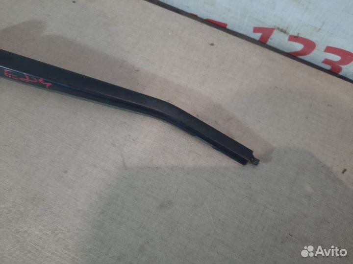 Поводок дворника задний Bmw X1 E84 N46B20BD 2011