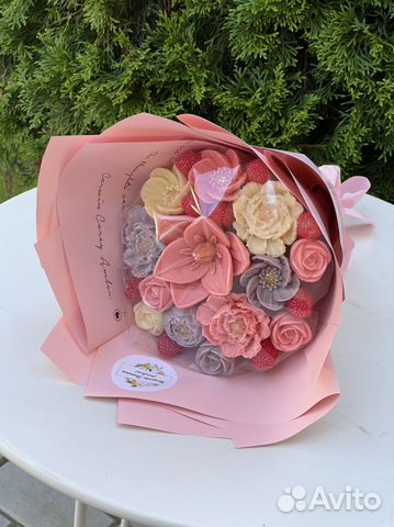 Букет из шоколадных роз. Подарок. Съедобный букет