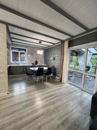 Дом 140 м² на участке 4 сот.