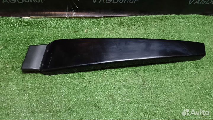 Накладка центральной стойки правая Audi A4 B7