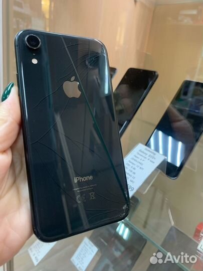 iPhone Xr, 128 ГБ