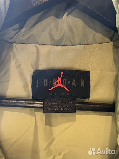 Пуховик жилетка Jordan