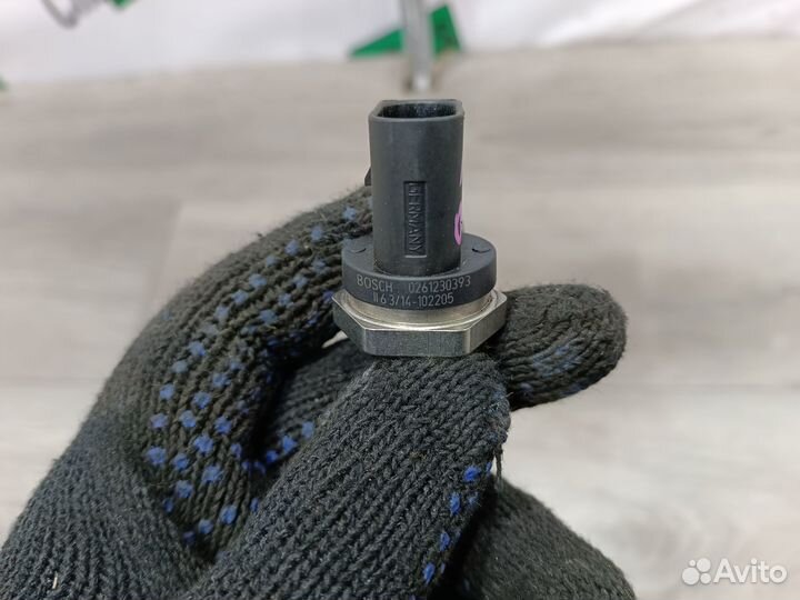 Датчик давления топлива для 1.8 GEN3 Octavia A7