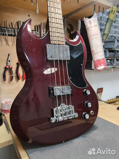 Gibson SG Bass