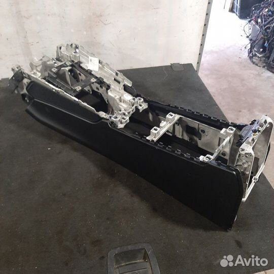 Центральная консоль Porsche Macan 95B 3.0 CTB