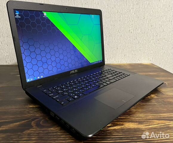 Asus 17,3 дюйма/Intel N3700/RAM 8GB